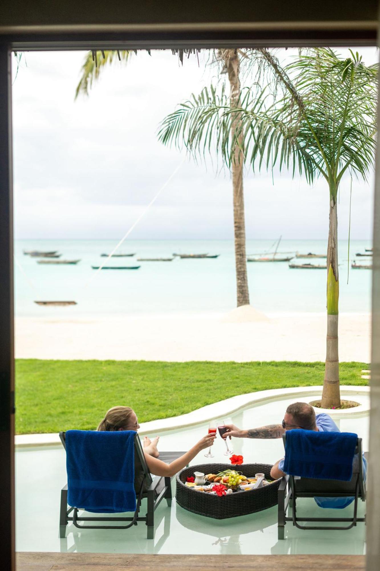 Safaya Luxury Villas - Adults Only Nungwi Exterior photo