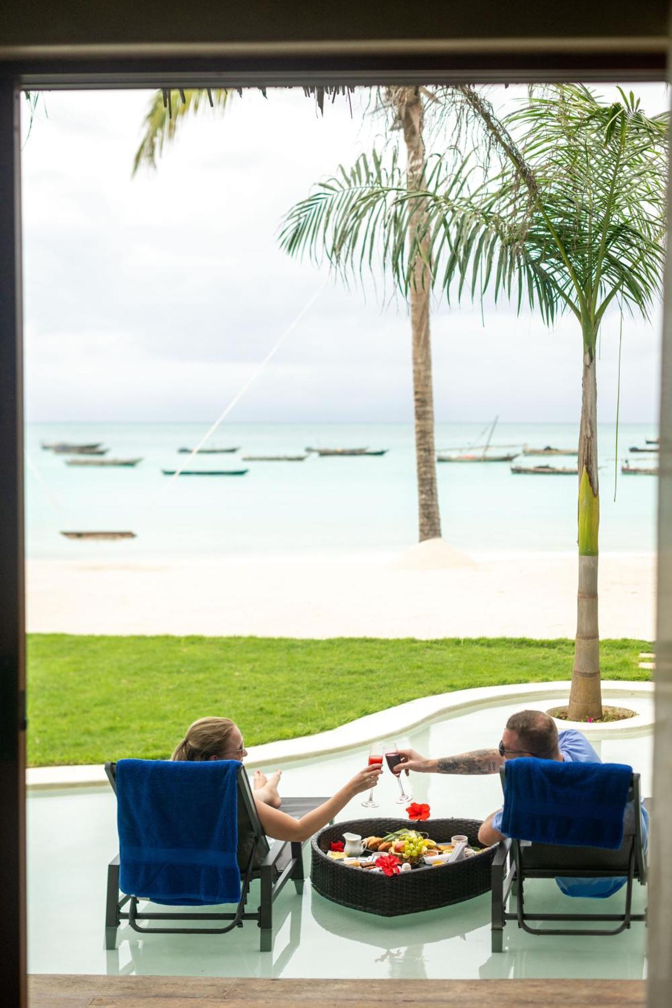 Safaya Luxury Villas - Adults Only Nungwi Exterior photo